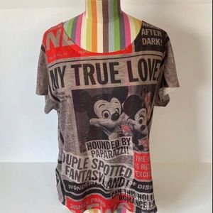 Disney Parks Women’s L Mickey&Minnie Newspaper T